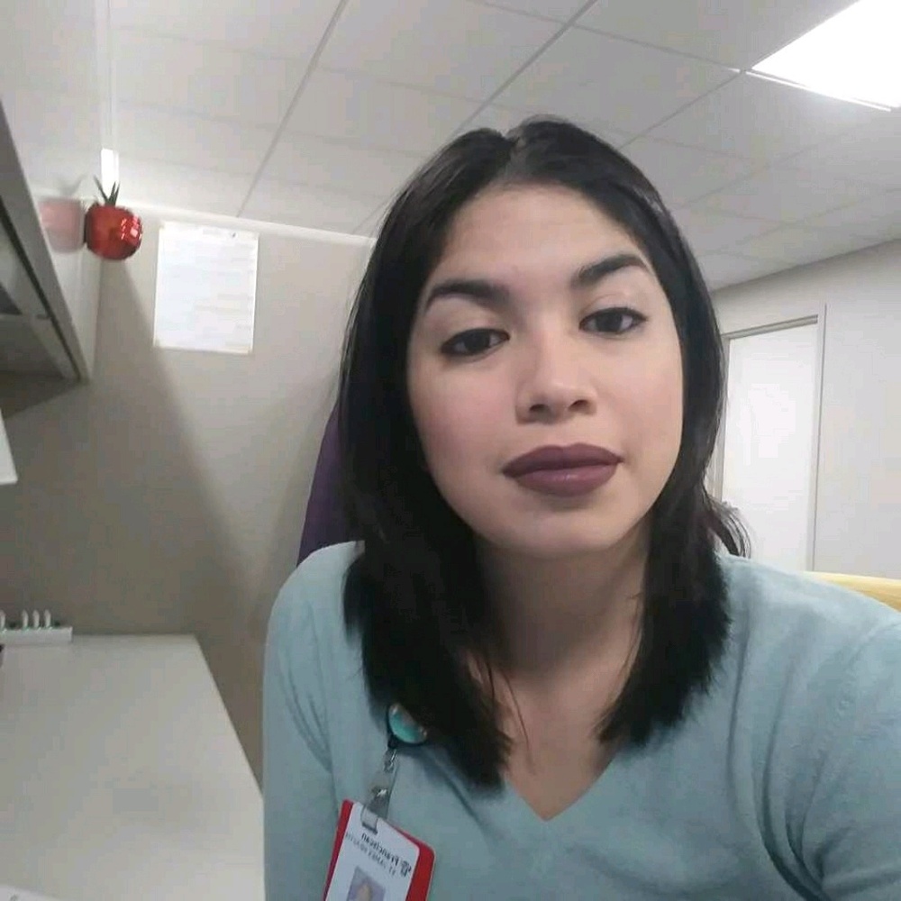 Meet your Posher, Ariana